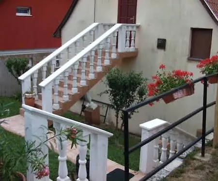 Erna Залакарош