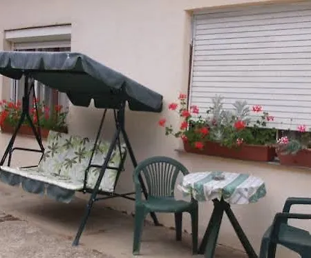 Erna Залакарош