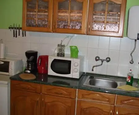 Erna Apartment